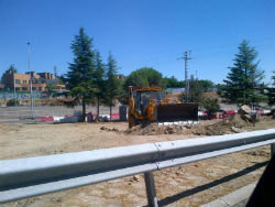 El PP paralizará las obras si se talan más árboles en Los Bomberos.