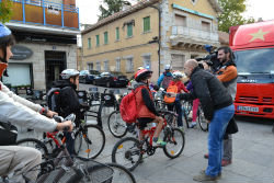 La ruta ciclista escolar se mantiene con el AMPA del colegio Los Ángeles