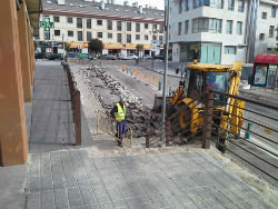 Los comerciantes protestan: cada vez menos aparcamientos en el centro de Torrelodones