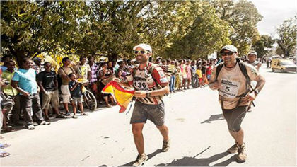Carlos Llano supera 250 kilómetros en siete días en Madagascar