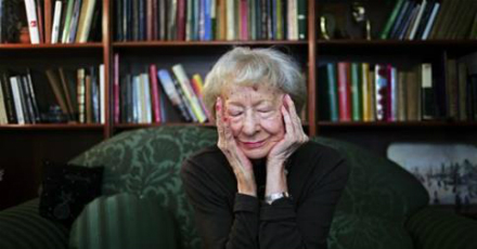 Wislawa Szymborska en el Club de Lectura del Ateneo de Torrelodones