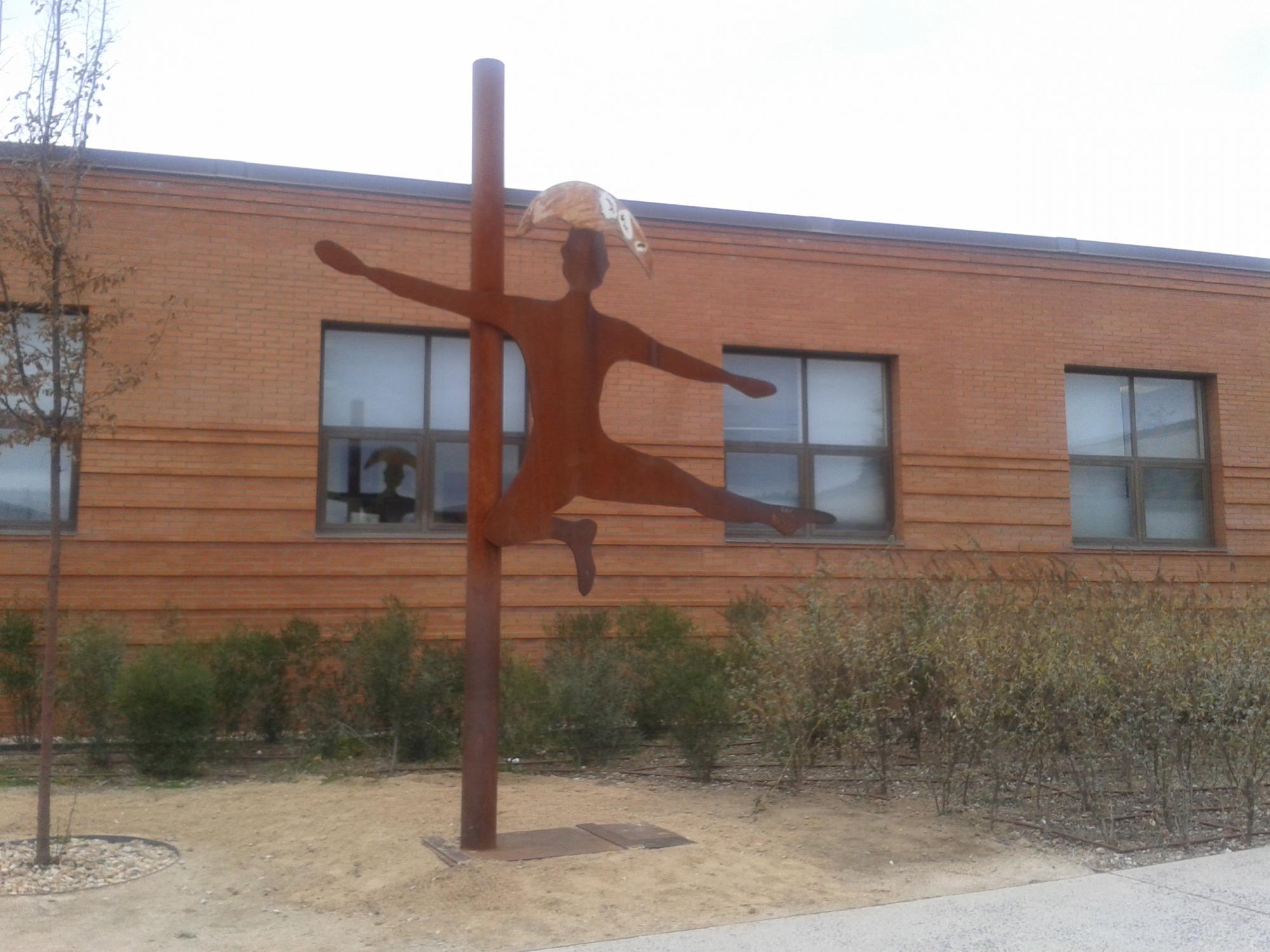 Nueva ubicación para la escultura “Equilibrio”