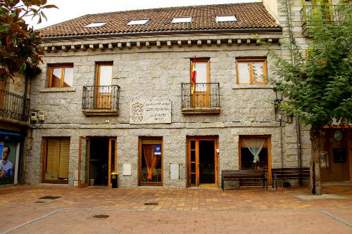 Galapagar ofrece menús económicos para estudiantes en el servicio de comedor del centro La Posada 