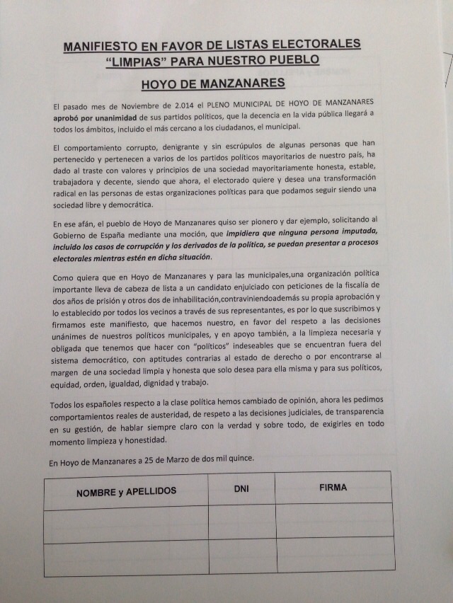 Firmas para unas listas electorales limpias de imputados en Hoyo de Manzanares