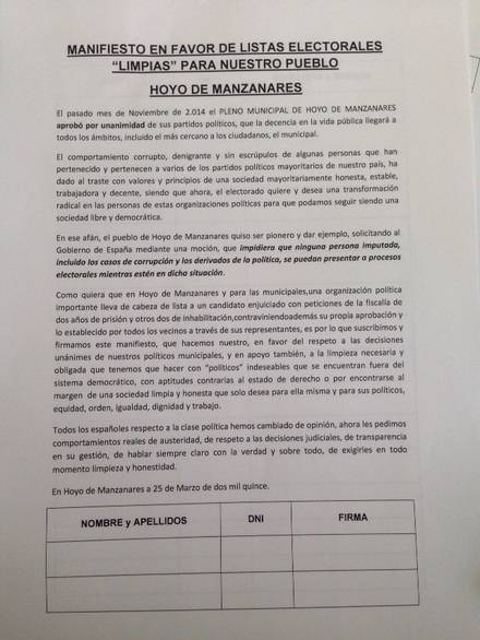 Firmas para unas listas electorales limpias de imputados en Hoyo de Manzanares