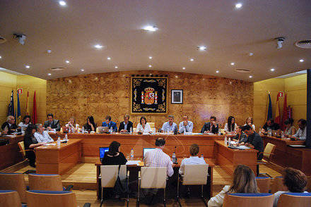 Reparto de delegaciones y retribuciones en el primer Pleno de la legislatura en Torrelodones