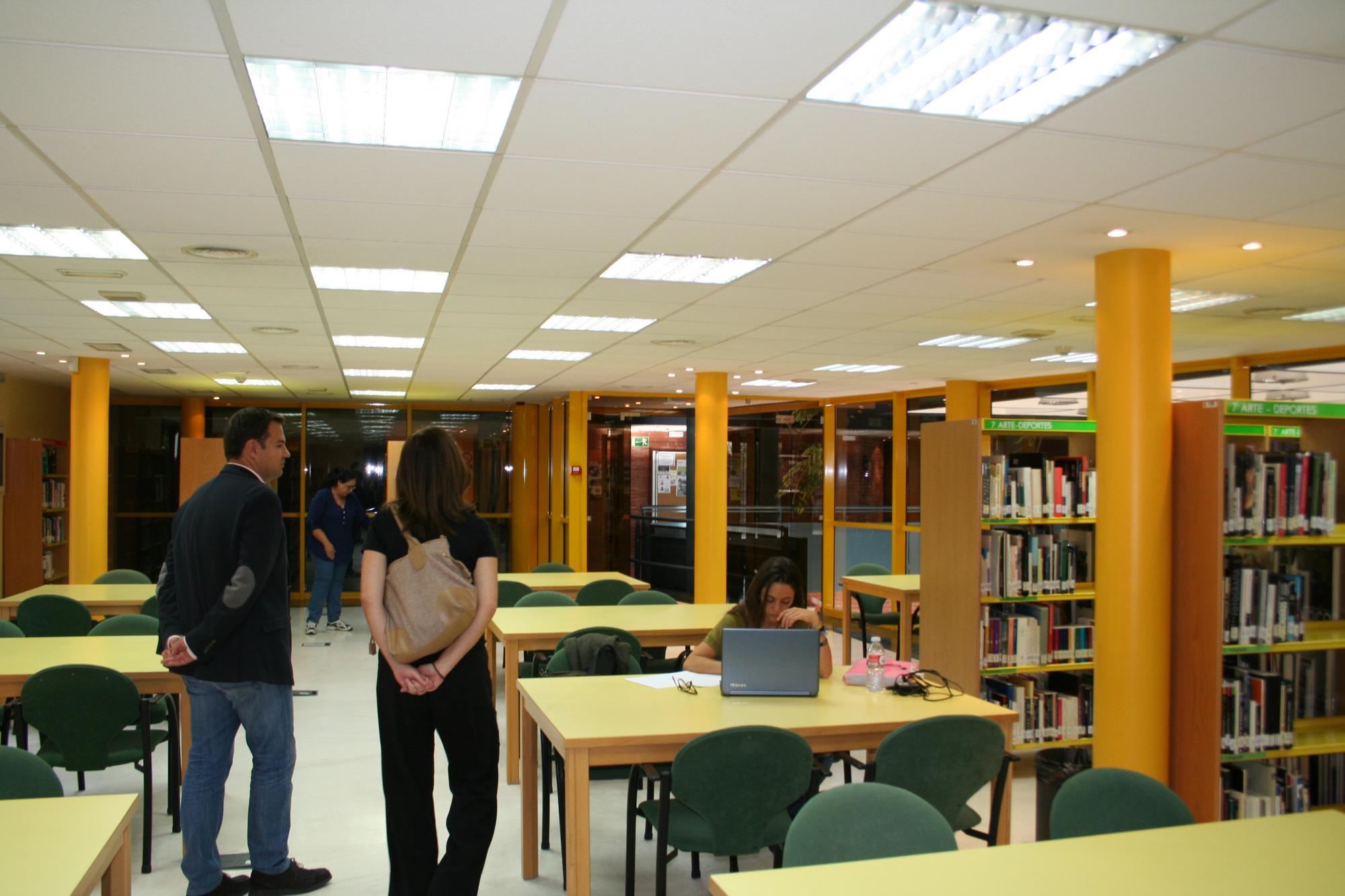 Las tres bibliotecas de Las Rozas abrirán las 24 horas en época de exámenes