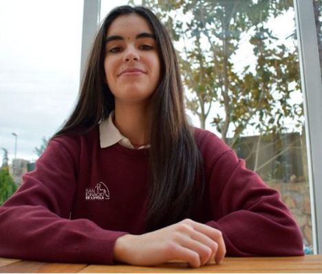 Una alumna del Colegio San Ignacio, finalista en las Becas Europa de la Francisco de Vitoria