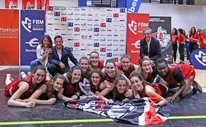 Las jugadoras del Baloncesto Torrelodones, subcampeonas junior de Madrid