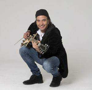 Álvaro Urquijo: “Estamos un poco pirados los músicos”