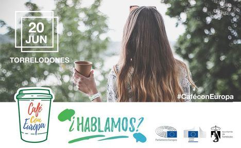 Un café para debatir sobre Europa y los temas que preocupan a los jóvenes