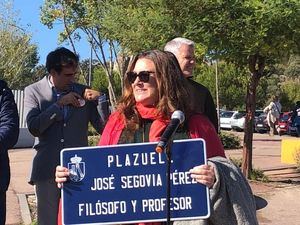 Homenaje a Pepe Segovia junto al IES Diego Velázquez