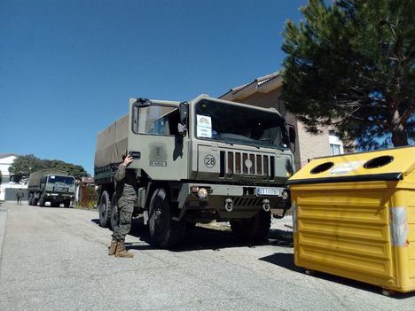 Unidades del Ejército colaboran en la desinfección en centros de mayores