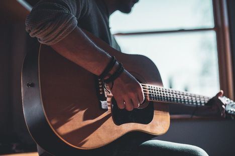 Actividades culturales para fomentar la creatividad desde casa