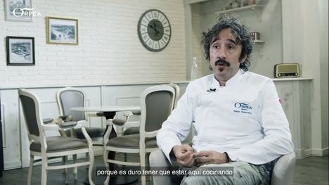 El chef Diego Guerrero muestra su apoyo a los cocineros de las residencias ORPEA