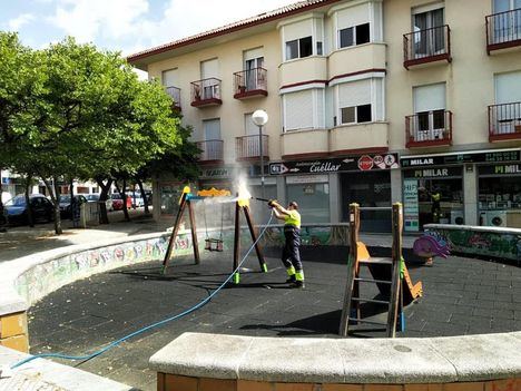 Tras su limpieza y desinfección, El Escorial reabre los parques infantiles