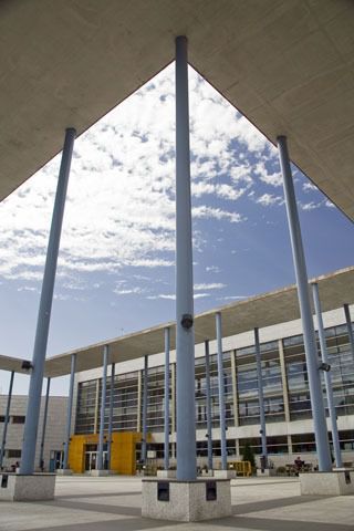 La sala de estudio de la Biblioteca Miguel Hernández de Collado Villalba abre con cita previa