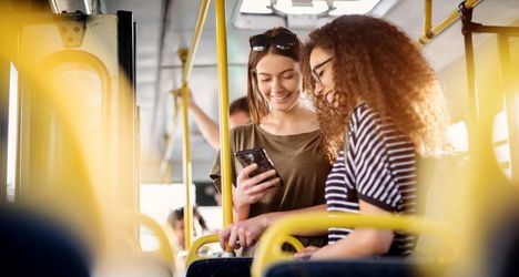 Paradas a demanda para mujeres y menores en toda la red de autobuses nocturnos regionales