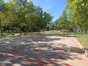 El Escorial construye una nueva pista deportiva al aire libre en La Manguilla
 