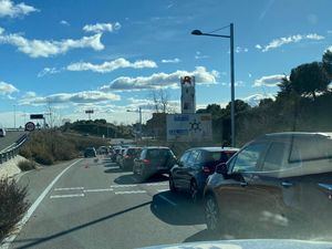 Controles perimetrales en el primer día de confinamiento de Torrelodones y Hoyo de Manzanares
 