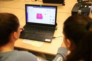 Las Rozas se une a la Olimpiada Informática Femenina, un concurso nacional para menores de 20 años