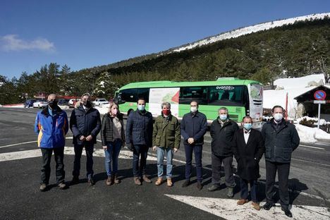 Este fin de semana se pone en servicio el nuevo autobús lanzadera al Puerto de Navacerrada, Cotos y Valdesquí