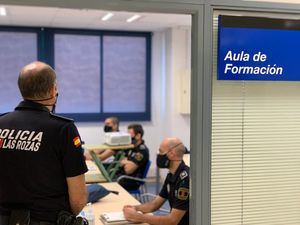 La Policía Local de Las Rozas se forma para actuar ante casos de ocupación ilegal de viviendas