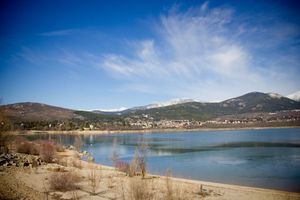 Navacerrada pide a la Consejería de Sanidad que revise el cierre perimetral de la localidad de cara a Semana Santa
 