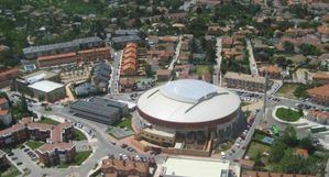 Moralzarzal designa la plaza de toros cubierta como colegio electoral para el 4 de mayo