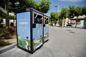 Las Rozas instala 20 papeleras inteligentes en varios puntos del municipio en un proyecto piloto para probar su uso