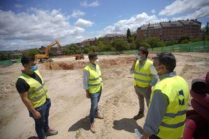 En tres meses estarán listas la nueva pista deportiva y el cierre del parque de La Vaguadilla, en Las Rozas