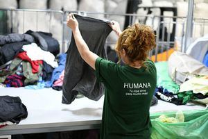 Humana recoge 26 toneladas de textil usado durante el primer semestre en El Escorial
 