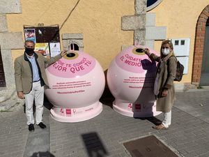 Collado Villalba colabora con la campaña ‘Recicla vidrio por ellas’ contra el cáncer de mama