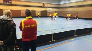 Las selecciones de Floorball preparan en Guadarrama su participación en el Campeonato del Mundo