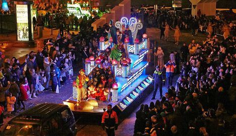 La Comunidad de Madrid pide extremar la prudencia durante las cabalgatas de Reyes para evitar accidentes y contagios