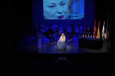 Las Rozas celebra un emotivo acto en memoria de las Víctimas del Holocausto