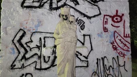 Vox Torrelodones denuncia actos vandálicos contra la imagen de la Virgen del Carmen de Pradrogrande