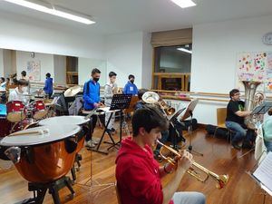 La Banda de la Escuela Municipal de Música de San Lorenzo busca nuevos integrantes
 