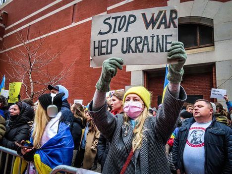 El PP de Collado Villalba muestra su apoyo a Ucrania ante la invasión rusa
