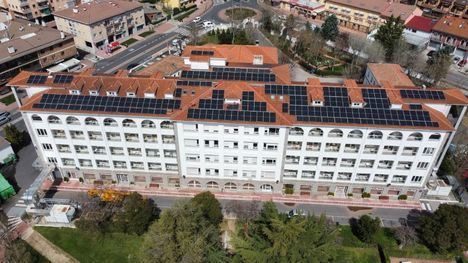 El Hospital Guadarrama instala en su tejado una instalación fotovoltáica para autoconsumo