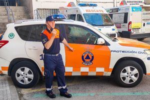 Los voluntarios de la Agrupación de Protección Civil de Collado Villalba estrenan equipación