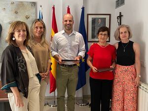 Majadahonda apoyará con ayudas a los alumnos de Bachillerato Internacional del IES José Saramago