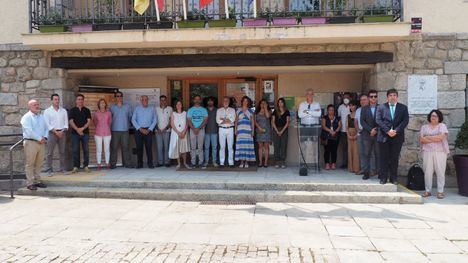 Torrelodones guarda silencio en memoria de Miguel Ángel Blanco 25 años después de su asesinato