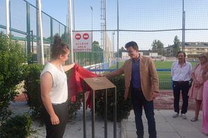 El Polideportivo Municipal de El Escorial pasa a llamarse Polideportivo de ‘Navaarmado Patricia García’