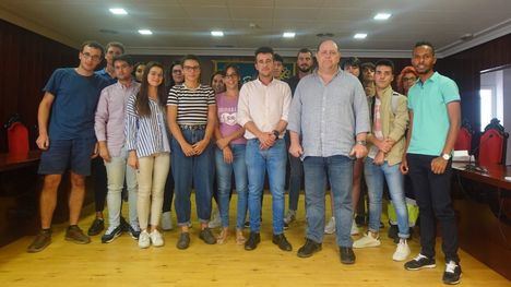 Catorce jóvenes se incorporan al Ayuntamiento de El Escorial con el Programa de Primera Experiencia Profesional