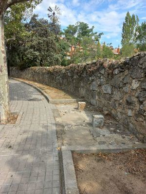 El PSOE de Torrelodones denuncia el estado de conservación de la carretera de Galapagar