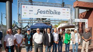 Las Rozas consagra el fin de semana a las bicicletas con el Festibike y la salida de la última etapa de la Vuelta Ciclista a España
 