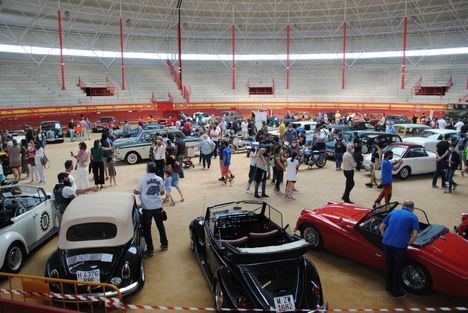 Más de 200 vehículos se han apuntado para participar en el XI Aniversario del Club Clásicos Valdemorillo