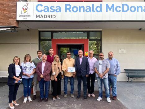 Collado Villalba entrega a la Fundación Ronald McDonald 1.000 euros de la recaudación de la Tragamillas