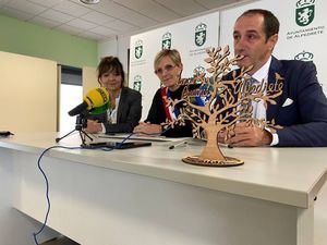 Alpedrete sella su hermanamiento con el municipio francés de Lançon-Provence